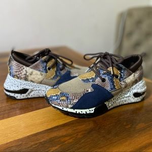 Steve Madden Sneakers